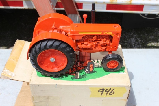 Case 500 D Toy Farmer