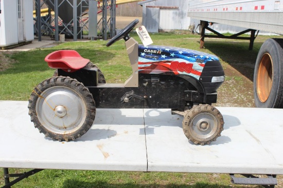 Case IH Magnum 180 WF pedal tractor
