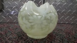 Fenton, yellow opalescent rose bowl, daisy & fern, rippled top, unmarked, 4” x 4 1/2”