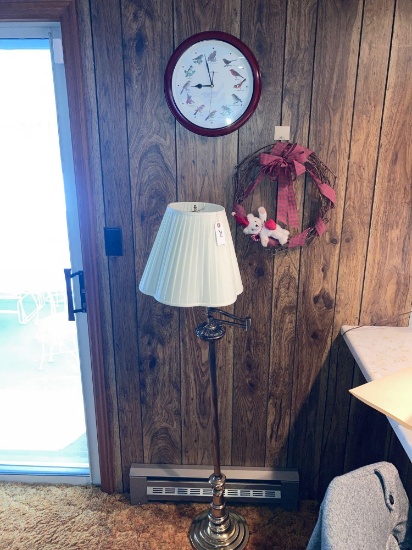 Floor lamp, Bird clock, wreath