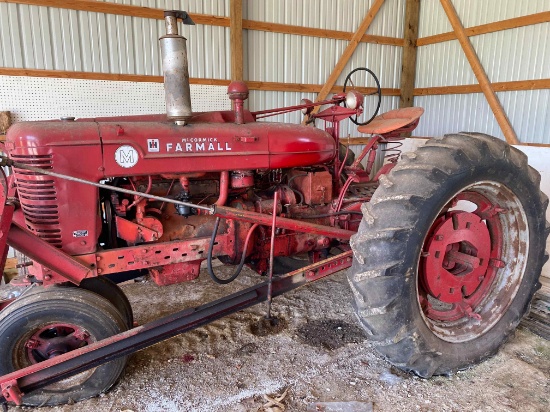 ’41 Farmall M row crop, Templeton Ldr. w/ scoop bkt., wheel wts., 14.9-38 tires, SN# 49576