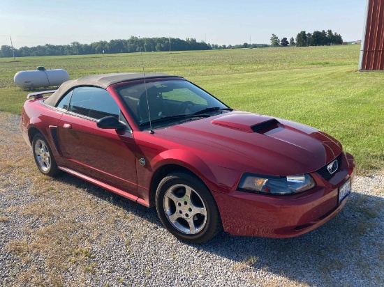 2004 Ford Mustang, 40th Anniv. Edition, convertible, v-6, auto