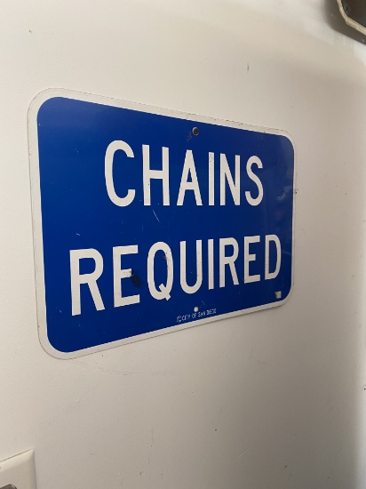 Chains Required sign