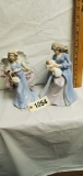 Set of 2 porcelain angels
