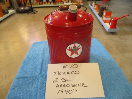 Texaco 2-gal kerosene can 1940’s