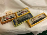 4 HO Gauge Train Cars