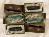 4 HO Gauge Train Cars