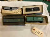 4 HO Gauge Train Cars