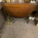 Gateleg Drop Leaf Table