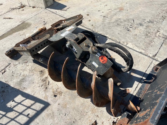 Bobcat Q.T. Power Auger w/ 13" Auger