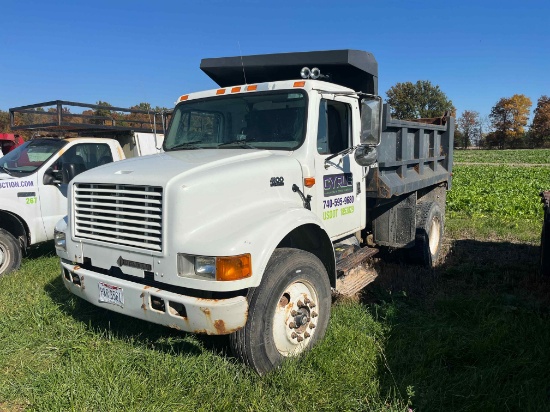 2001 IH 4900 DT466, auto., 6,892hrs., as-is, VIN#6216