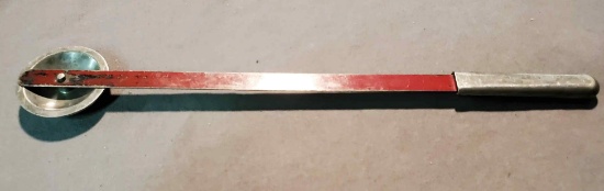 “Tap-Icer” Ice Cube Cracking Tool
