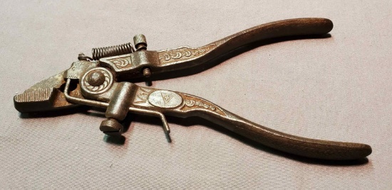 Saw Set (Pliers Style)