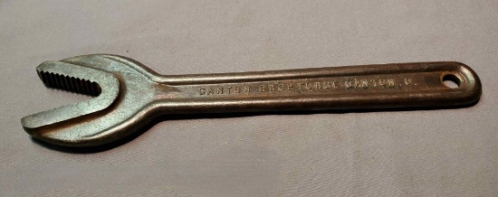 “Canton Drop Forge Secure Grip No. 2” Alligator Wrench