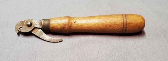 Wood Handled Tack Puller