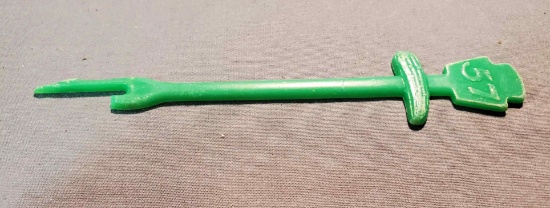 “Heinz 57” Pickle Spear