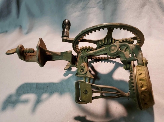 “Reading” Apple Parer