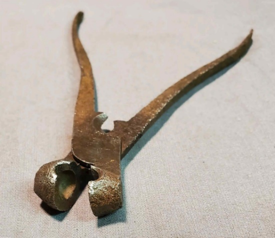 Pistol Ball Mold