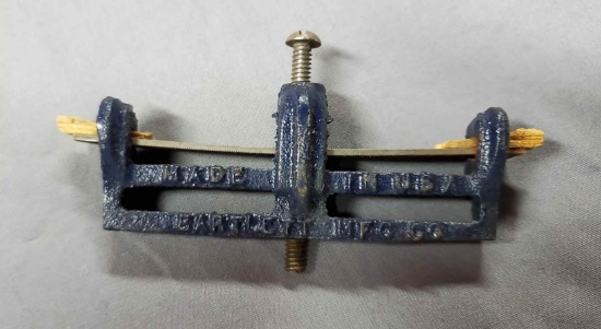 “Bartlett No. 31 Midget Saw Jointer”
