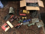 Large Lot Vintage Toy Trains Lionel American Flyer