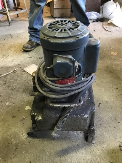 Unusual Antique Pump Possibly Hydraulic