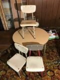 Child table plus chairs - 1950s