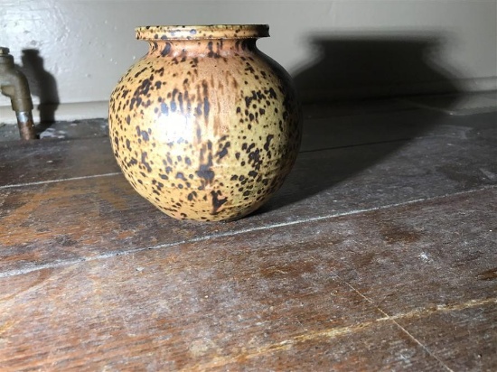 Vintage Native American Signed Pottery Vase