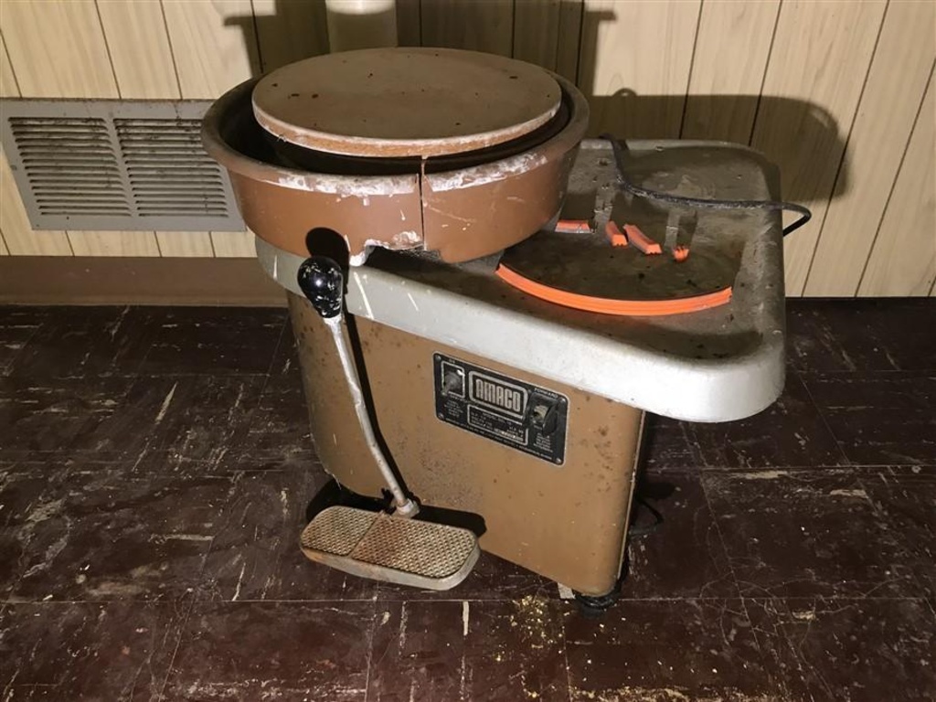 Really old Amoco potters wheel - Equipment Use and Repair