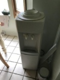 Water Cooler Machine