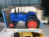 ERTL Fordson Super Major Tractor Toy Model in box