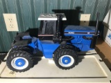 Large Ford Toy Model Tractor Special Model 1990