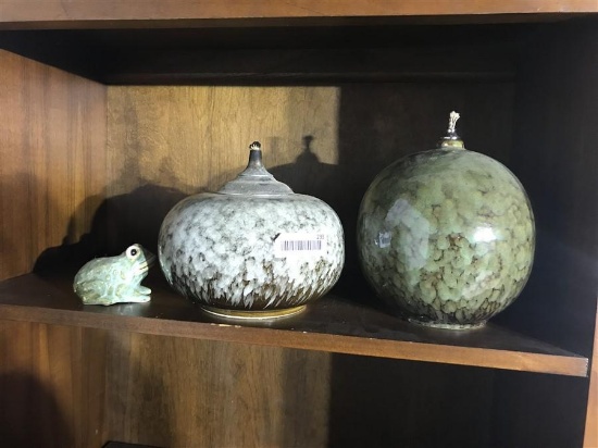 2 MCM Ceramic Oil Lamps + Ceramic Frog