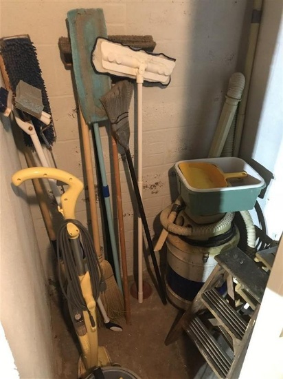 Store room contents