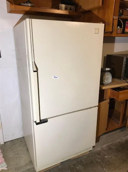 Nice Whirlpool Refrigerator Freezer Lot