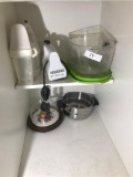 Cupboard contents lot