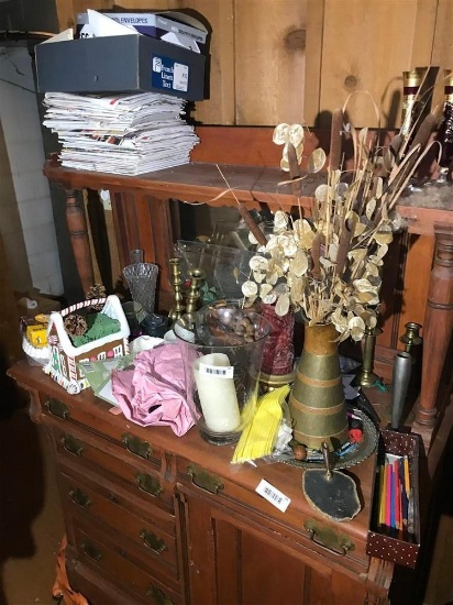 Items on top of and inside dresser lot