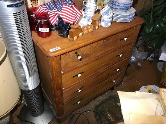 Vintage wooden Dresser