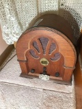 Vintage Repro Antique Radio