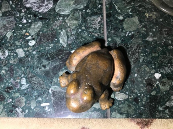 Heavy Brass or Bronze Frog Sculpture Paper Weight