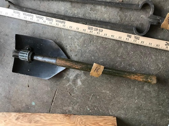 Antiques Ames 1945 WWII Trench Shovel