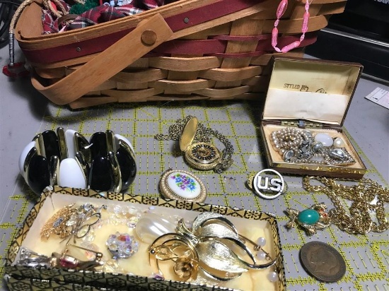 Group Lot Vintage Jewelry Longaberger Basket