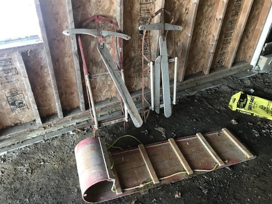 3 Antique Sleds