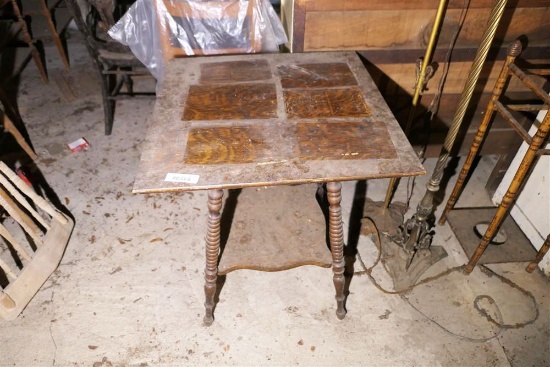 Antique Oak Table w/Turned Legs Nice