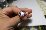 14k gold heavy ring w/purple stone