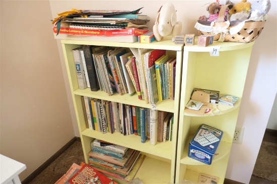 Contents of Shelves and items in front
