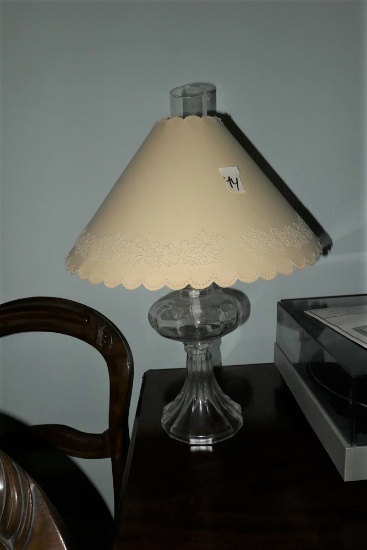 Vintage Lamp w/Glass Base