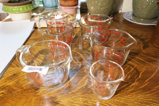 Lot of 6 Pyrex Measuring Cups