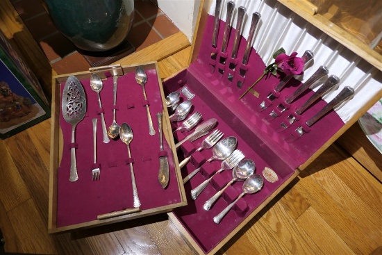 Set of silver plate flatware in box