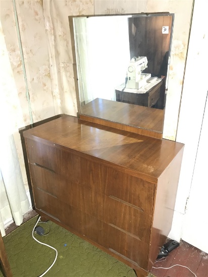 Mid Century Modern Dresser w/mirror