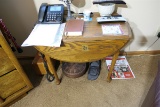 Small Vintage Oak Drop Leaf Lamp Table